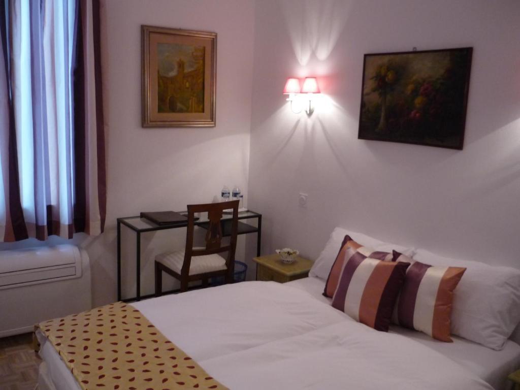 Logis Hotel Villa Victorine Nizza Zimmer foto